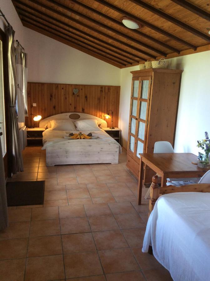 Chambre D'Hotes Grange De La Bastide Laveissiere Экстерьер фото
