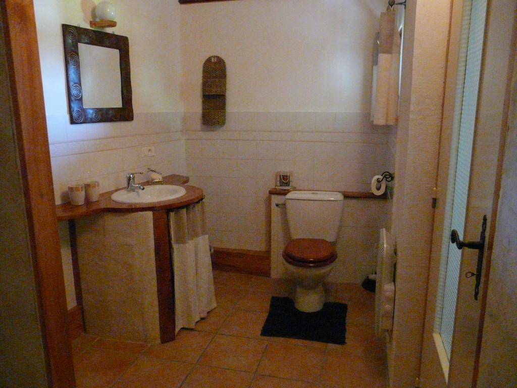 Chambre D'Hotes Grange De La Bastide Laveissiere Экстерьер фото